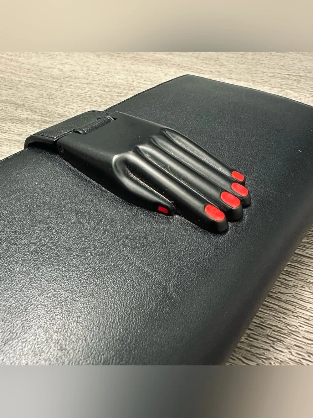 Opening Ceremony Misha Shiny Calfskin Leather Wallet Hand Clasp Coin Pouch⁠